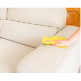 qual o valor de limpeza sofá de couro branco SETOR MILITAR URBANO